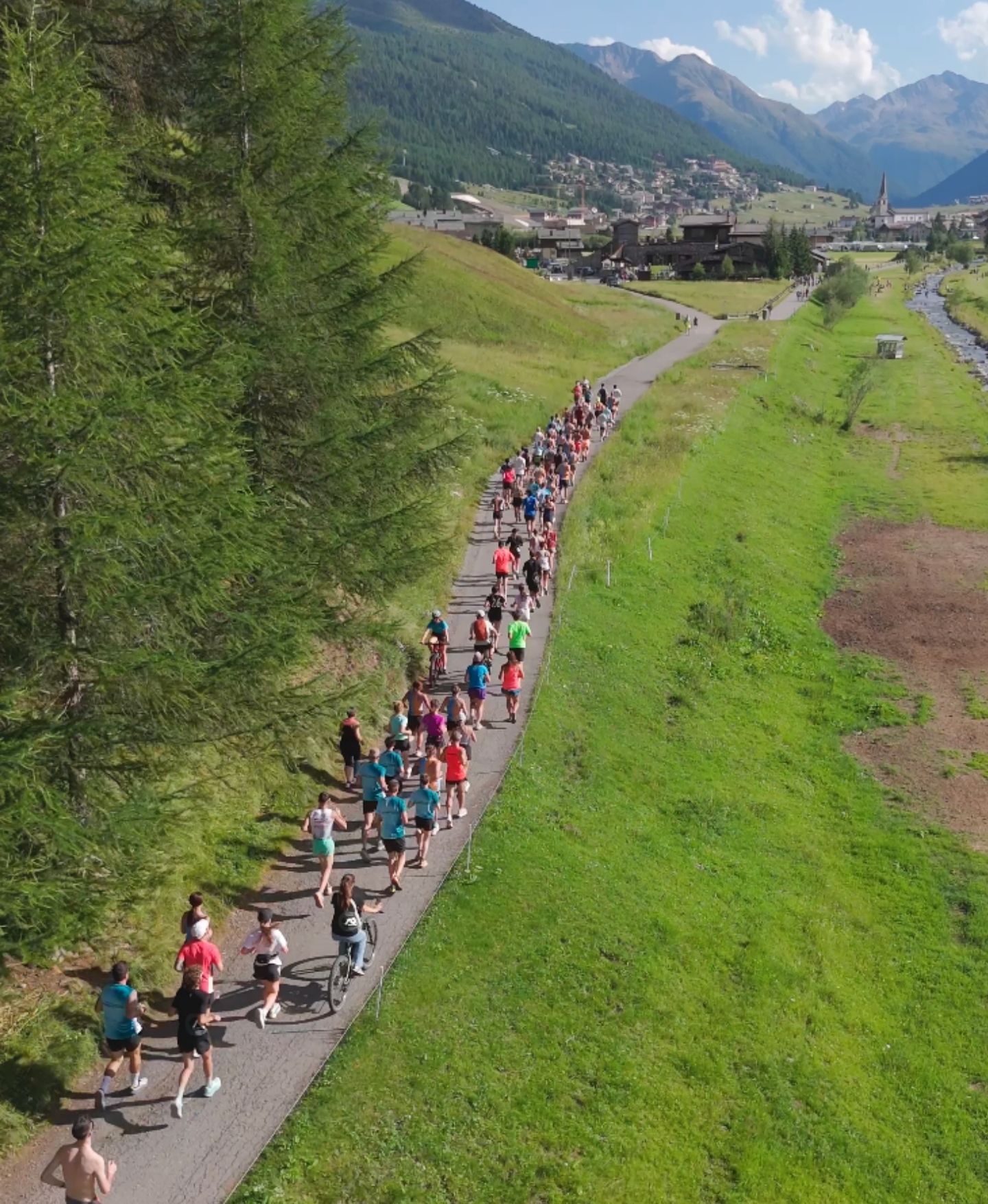 TORNA LA SOCIAL RUN #AQ1816: IL 14 AGOSTO SI CORRE INSIEME A ELEONORA GARDELLI